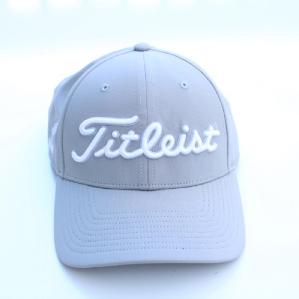 Titleist hat - Picture 6 of 7